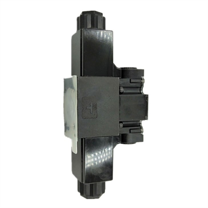 YUKEN DSG-03 Series Hydraulic Solenoid Control Operated Directional Valves DSG-03-3C4-D24-N1-50 Hydraulic Electromagnetic Valve